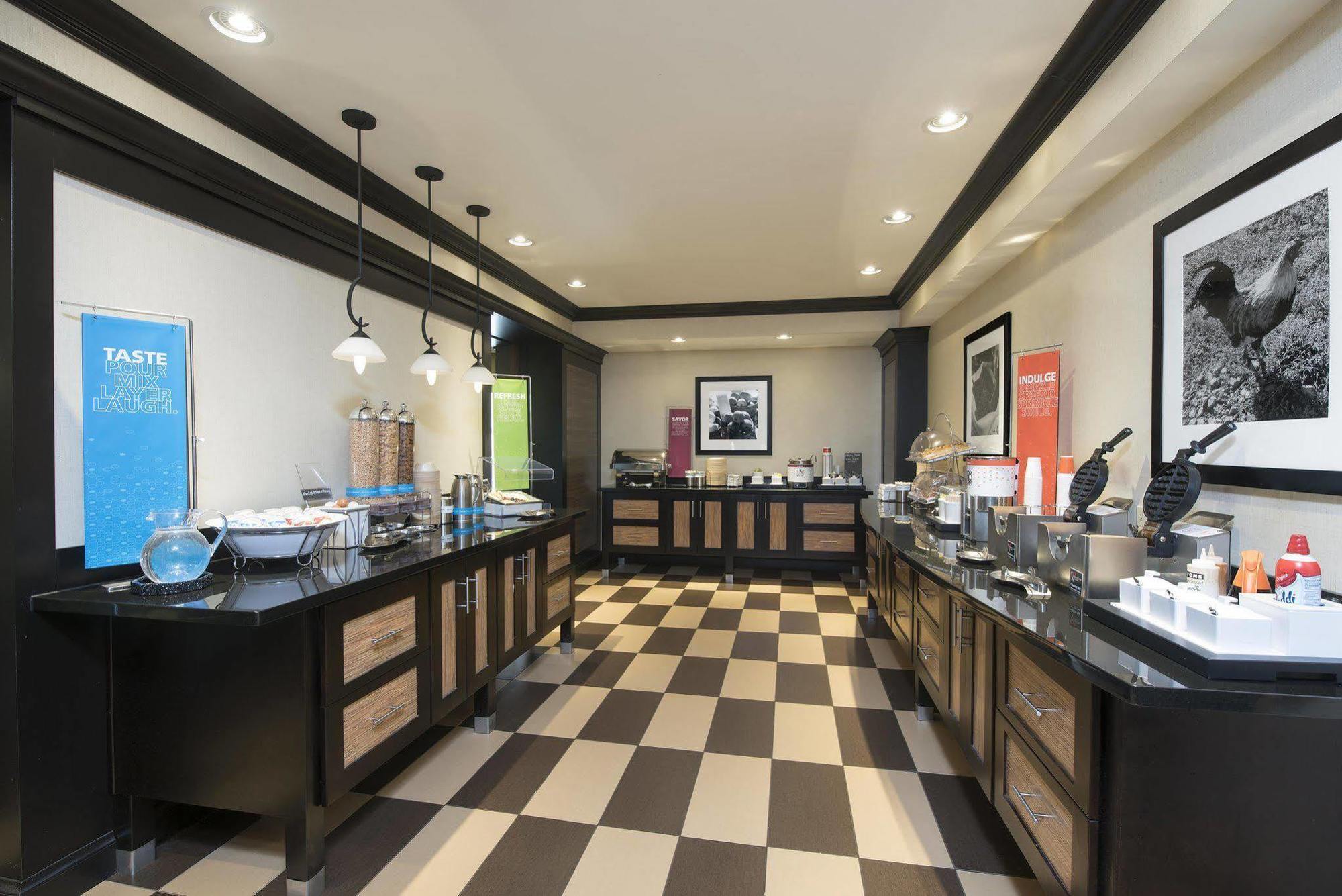 Hampton Inn & Suites Crawfordsville Εξωτερικό φωτογραφία